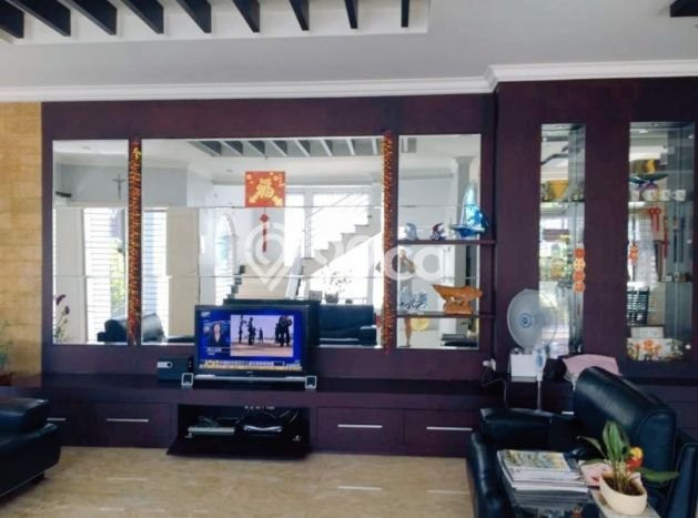 Dijual Rumah Mewah Elegan Dengan View Cantik di Pantai Indah Kapuk, Jakarta Utara Dijual Rumah Mewah Elegan Dengan View Cantik di Pantai Indah Kapuk, Jakarta Utara