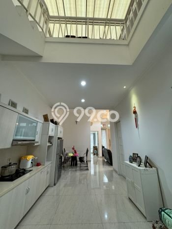 Rumah Mewah LB 200m2 Siap Pakai Desain Elegan di Muara Karang, Jakarta Utara Rumah Mewah LB 200m2 Siap Pakai Desain Elegan di Muara Karang, Jakarta Utara