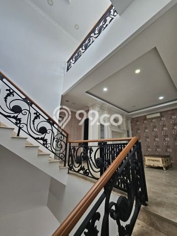For Sale! Luxury House LT 250m2 Desain Modern di Pluit For Sale! Luxury House LT 250m2 Desain Modern di Pluit