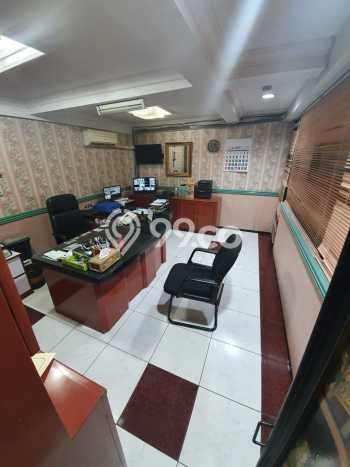 Kantor Bagus Dijual LB 1077m2 Lokasi Strategis Jakarta Barat Area Cocok untuk Bisnis Kantor Bagus Dijual LB 1077m2 Lokasi Strategis Jakarta Barat Area Cocok untuk Bisnis