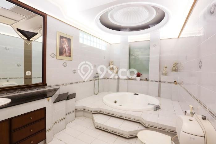 Rumah Eksklusif Siap Huni LT 1070m2 di Bogor Barat, Bogor Rumah Eksklusif Siap Huni LT 1070m2 di Bogor Barat, Bogor