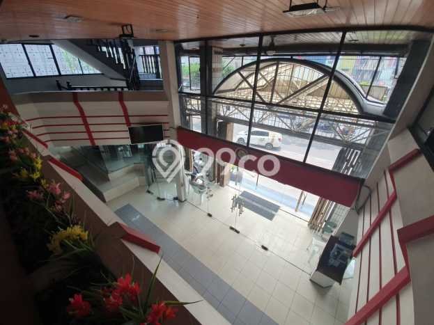 Kantor Bagus Dijual LB 1077m2 Lokasi Strategis Jakarta Barat Area Cocok untuk Bisnis Kantor Bagus Dijual LB 1077m2 Lokasi Strategis Jakarta Barat Area Cocok untuk Bisnis
