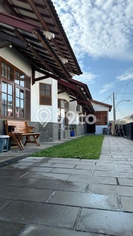 Dijual Rumah Premium dengan Fasilitas Sekitar Komplit di Gunung Batu, Bandung Dijual Rumah Premium dengan Fasilitas Sekitar Komplit di Gunung Batu, Bandung