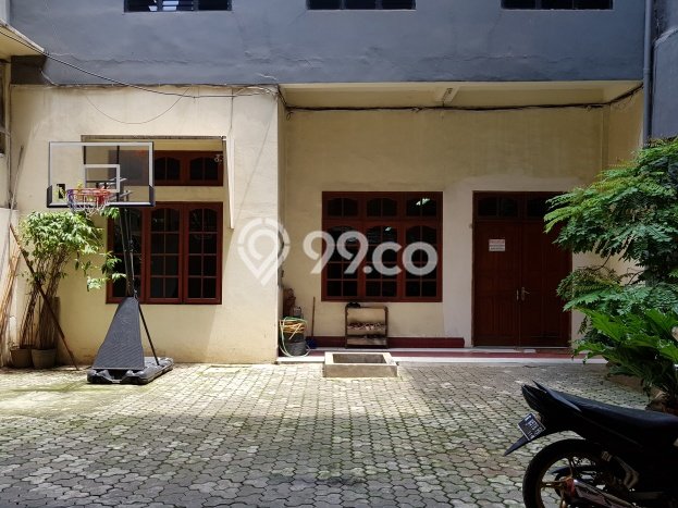 Ruko Dijual di Jakarta Barat LT 786m2 & LB 2201m2 Lokasi Terbaik! Ruko Dijual di Jakarta Barat LT 786m2 & LB 2201m2 Lokasi Terbaik!