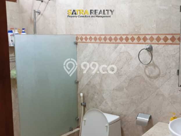 Siap Huni Rumah Mewah 4 Kamar di Kramat Jati Dekat ke Mana Saja Siap Huni Rumah Mewah 4 Kamar di Kramat Jati Dekat ke Mana Saja