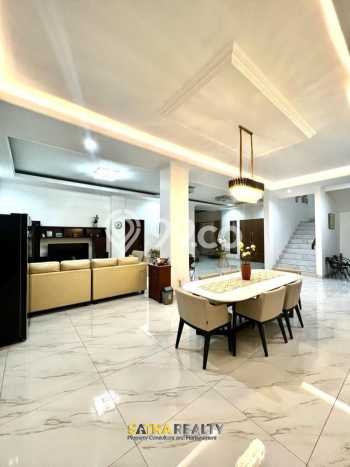 Rumah Elit Modern Tanpa Renovasi di Lebak Bulus Jakarta Selatan Rumah Elit Modern Tanpa Renovasi di Lebak Bulus Jakarta Selatan