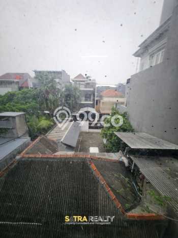 Unit Ruko Dijual di Jakarta Pusat LT 621m2 & LB 1680m2 Unit Ruko Dijual di Jakarta Pusat LT 621m2 & LB 1680m2