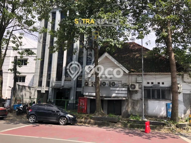 Dijual! Ruko di Braga Bandung LT 651m2 / LB 582m2 Kawasan Strategis Dijual! Ruko di Braga Bandung LT 651m2 / LB 582m2 Kawasan Strategis