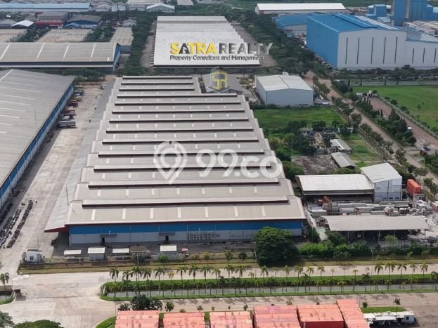Gudang Dijual di Prime Area Jakarta Utara Luas 732m2 Gudang Dijual di Prime Area Jakarta Utara Luas 732m2