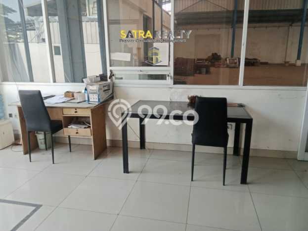 Gudang Lokasi Strategis di , Luas 1495m2m², Kawasan Niaga Gudang Lokasi Strategis di , Luas 1495m2m², Kawasan Niaga