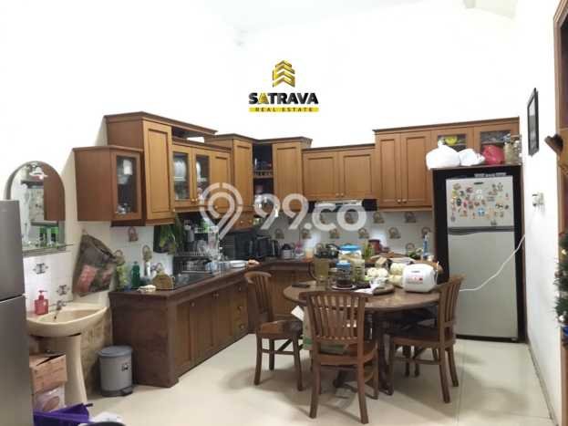 Rumah Luxury Modern Tanpa Renovasi di Taman Palem Jakarta Barat Rumah Luxury Modern Tanpa Renovasi di Taman Palem Jakarta Barat