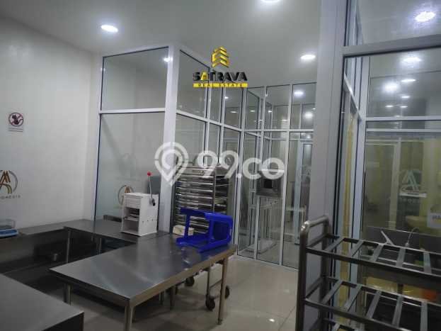 Unit Ruko Dijual di Jakarta Barat LT 68m2 & LB 160m2 Unit Ruko Dijual di Jakarta Barat LT 68m2 & LB 160m2
