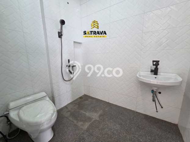 Rumah Luxury Modern Tanpa Renovasi di Citra Garden Jakarta Barat Rumah Luxury Modern Tanpa Renovasi di Citra Garden Jakarta Barat