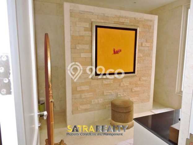 For Sale! Luxury House LT 390m2 Desain Modern di Cideng For Sale! Luxury House LT 390m2 Desain Modern di Cideng