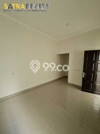 Rumah Modern Cantik 2 KT Siap Huni di Kelapa Gading Rumah Modern Cantik 2 KT Siap Huni di Kelapa Gading