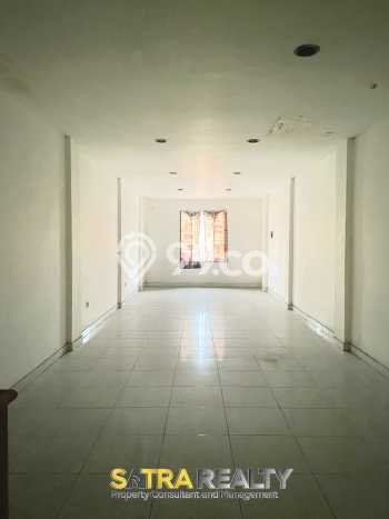 Unit Ruko Dijual di Cengkareng Jakarta Barat Luas Tanah 88m2, Luas Bangunan 232m2 Unit Ruko Dijual di Cengkareng Jakarta Barat Luas Tanah 88m2, Luas Bangunan 232m2