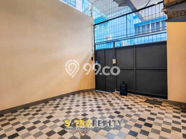 Rumah Luxury Modern Tanpa Renovasi di Hasyim Ashari Jakarta Pusat Rumah Luxury Modern Tanpa Renovasi di Hasyim Ashari Jakarta Pusat