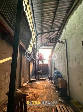 Lokasi Strategis! Dijual Ruko Bisnis di Pesanggrahan, Jakarta Selatan Kondisi Baik Lokasi Strategis! Dijual Ruko Bisnis di Pesanggrahan, Jakarta Selatan Kondisi Baik