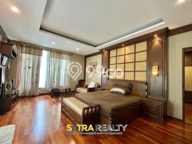 Rumah Mewah Dijual LT 318m2 di Kelapa Gading, Jakarta Utara Rumah Mewah Dijual LT 318m2 di Kelapa Gading, Jakarta Utara