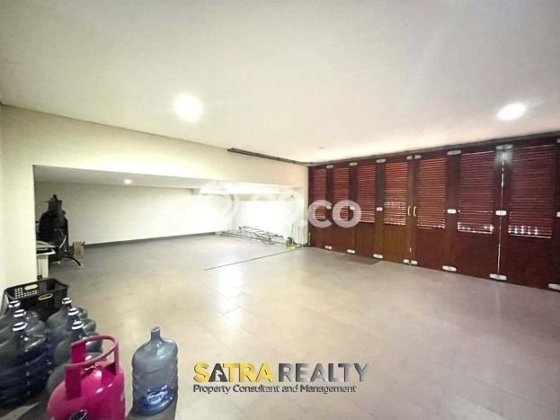 Rumah Mewah Dijual LT 318m2 di Kelapa Gading, Jakarta Utara Rumah Mewah Dijual LT 318m2 di Kelapa Gading, Jakarta Utara
