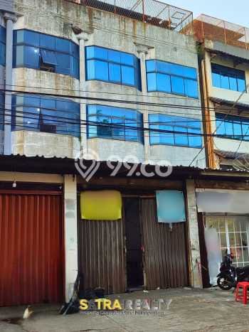 Unit Ruko Dijual di Jakarta Barat LT 100m2 & LB 250m2 Unit Ruko Dijual di Jakarta Barat LT 100m2 & LB 250m2