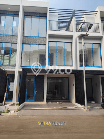 Rumah Elit Modern Tanpa Renovasi di Meruya Jakarta Barat Rumah Elit Modern Tanpa Renovasi di Meruya Jakarta Barat