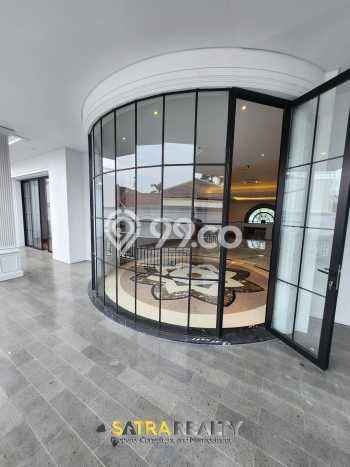 Rumah Elit LB 1600m2 Siap Pakai Desain Elegan di Pondok Indah, Jakarta Selatan Rumah Elit LB 1600m2 Siap Pakai Desain Elegan di Pondok Indah, Jakarta Selatan