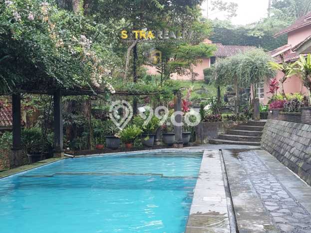Vila di Cipanas, Dimensi 5811m2m², Ideal untuk tempat tinggal Anda Vila di Cipanas, Dimensi 5811m2m², Ideal untuk tempat tinggal Anda