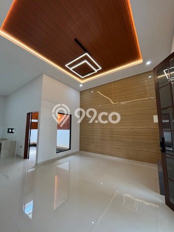 Rumah Luxury Modern Tanpa Renovasi di Taman Surya Jakarta Barat Rumah Luxury Modern Tanpa Renovasi di Taman Surya Jakarta Barat