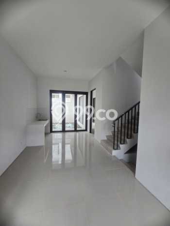 Dijual Cepat Rumah Bagus Siap Huni LB 85m2 di Cisauk, Tangerang Dijual Cepat Rumah Bagus Siap Huni LB 85m2 di Cisauk, Tangerang