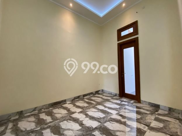 Rumah Luxury Modern Tanpa Renovasi di BSD Puspita Loka Tangerang Rumah Luxury Modern Tanpa Renovasi di BSD Puspita Loka Tangerang