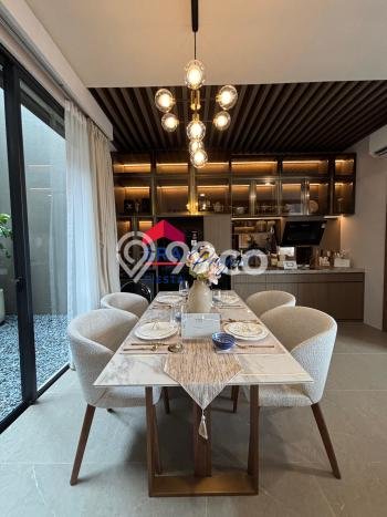 Rumah Strategis Minimalis Lb 111m2 di BSD, Tangerang Selatan Rumah Strategis Minimalis Lb 111m2 di BSD, Tangerang Selatan