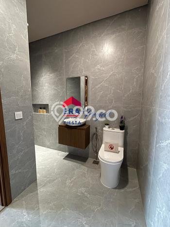 Rumah Strategis Minimalis Lb 111m2 di BSD, Tangerang Selatan Rumah Strategis Minimalis Lb 111m2 di BSD, Tangerang Selatan
