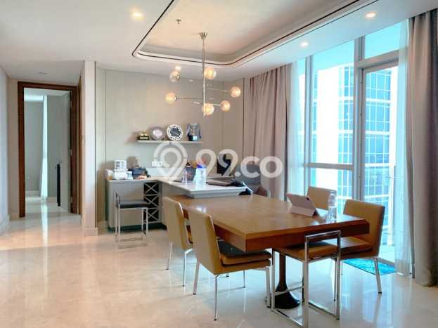 Dijual Apartemen Prestisius di Puri Indah 4 Kamar & 4 Kamar Mandi Dijual Apartemen Prestisius di Puri Indah 4 Kamar & 4 Kamar Mandi