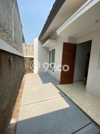 For Sale Rumah 2 Kamar Lokasi Ideal Nyaman dan Strategis di Sawangan For Sale Rumah 2 Kamar Lokasi Ideal Nyaman dan Strategis di Sawangan