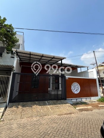 Rumah Luxury Modern Tanpa Renovasi di Taman Surya Jakarta Barat Rumah Luxury Modern Tanpa Renovasi di Taman Surya Jakarta Barat