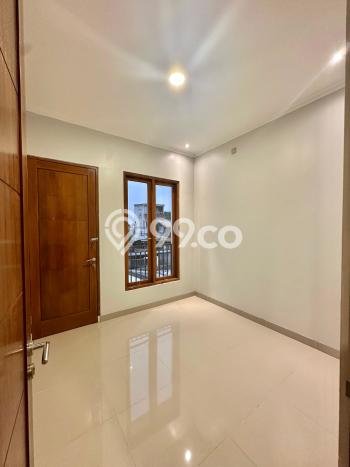 For Sale Rumah 3 Kamar Lokasi Ideal Bagus dan Strategis di Sawangan For Sale Rumah 3 Kamar Lokasi Ideal Bagus dan Strategis di Sawangan