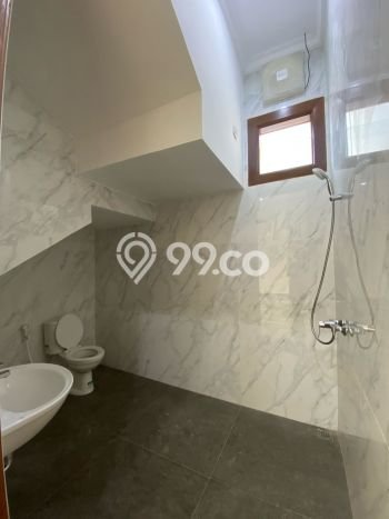 Rumah Luxury Modern Tanpa Renovasi di BSD Puspita Loka Tangerang Rumah Luxury Modern Tanpa Renovasi di BSD Puspita Loka Tangerang