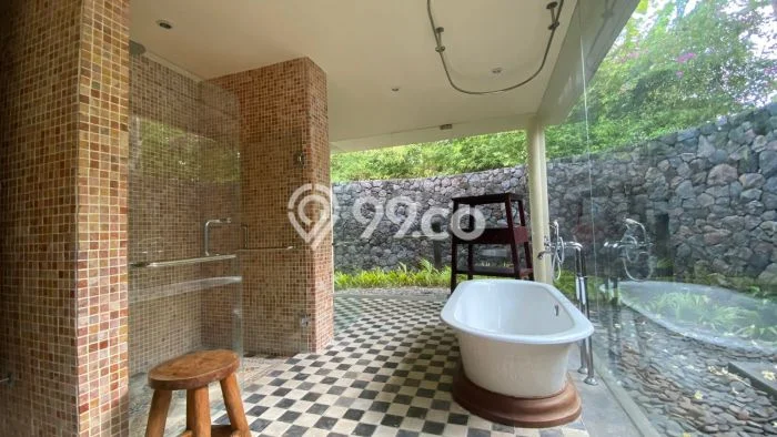 DIJUAL! Vila Kawasan , Luas 5200m2m², Lokasi Premium DIJUAL! Vila Kawasan , Luas 5200m2m², Lokasi Premium