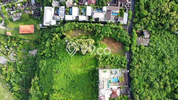 Tanah Kavling Dijual di Uluwatu, Badung dengan Luas Tanah 12500m2 Tanah Kavling Dijual di Uluwatu, Badung dengan Luas Tanah 12500m2