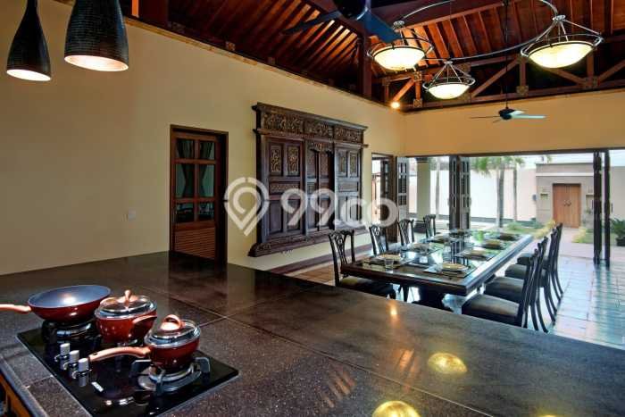 For Sale! Premium House LT 529m2 Desain Elegan di Sanur For Sale! Premium House LT 529m2 Desain Elegan di Sanur
