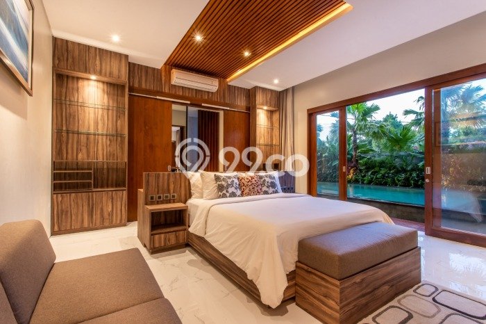For Sale! Luxury House LT 380m2 Desain Elegan di Jimbaran For Sale! Luxury House LT 380m2 Desain Elegan di Jimbaran
