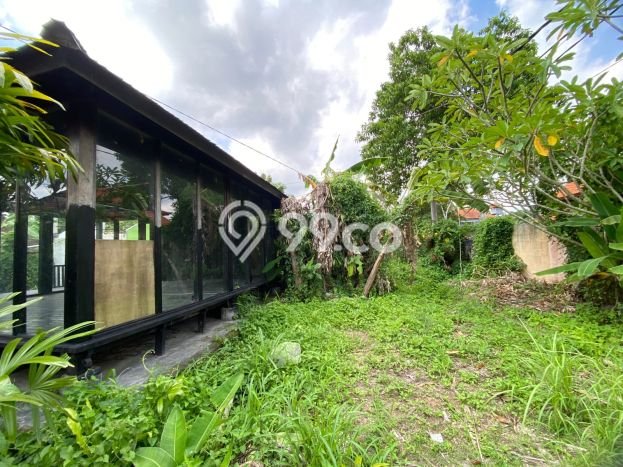 TANAH POTENSIAL! Tanah di Ubud, Luas 710m², Tepi Jalan Utama TANAH POTENSIAL! Tanah di Ubud, Luas 710m², Tepi Jalan Utama