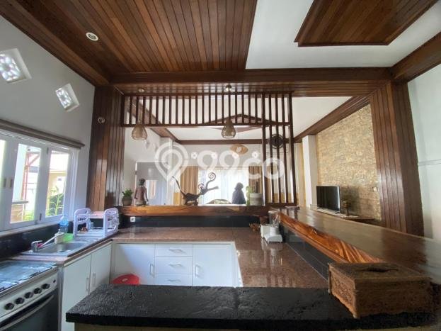 Vila Asri Kawasan , Ukuran 180m2m², View Indah di area Vila Asri Kawasan , Ukuran 180m2m², View Indah di area