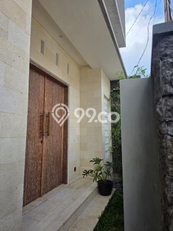 Vila Kawasan , Luas 100m2m², Dekat dengan fasilitas umum Vila Kawasan , Luas 100m2m², Dekat dengan fasilitas umum