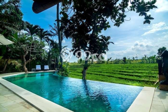 HARGA TERBAIK! Vila Kawasan , Area 950m2m², Area Strategis HARGA TERBAIK! Vila Kawasan , Area 950m2m², Area Strategis