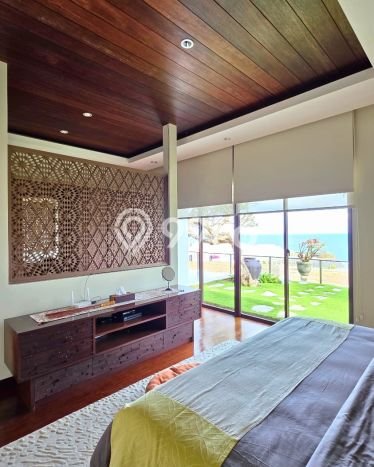 Dijual Vila Kawasan , Luas 683m2m², Akses ke fasilitas Dijual Vila Kawasan , Luas 683m2m², Akses ke fasilitas
