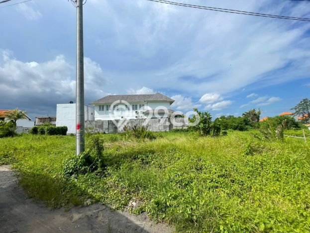 Tanah Premium Kawasan Seseh, Luas 716m2m², Disewakan Tanah Premium Kawasan Seseh, Luas 716m2m², Disewakan
