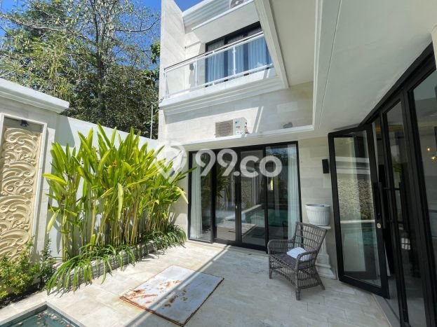 FOR SALE! Vila Kawasan Ungasan, Area 285m², Akses ke Fasilitas Umum FOR SALE! Vila Kawasan Ungasan, Area 285m², Akses ke Fasilitas Umum