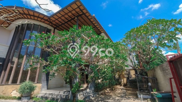 Jual Rumah Mewah Elegan Dengan View Eksklusif di Renon, Denpasar Jual Rumah Mewah Elegan Dengan View Eksklusif di Renon, Denpasar